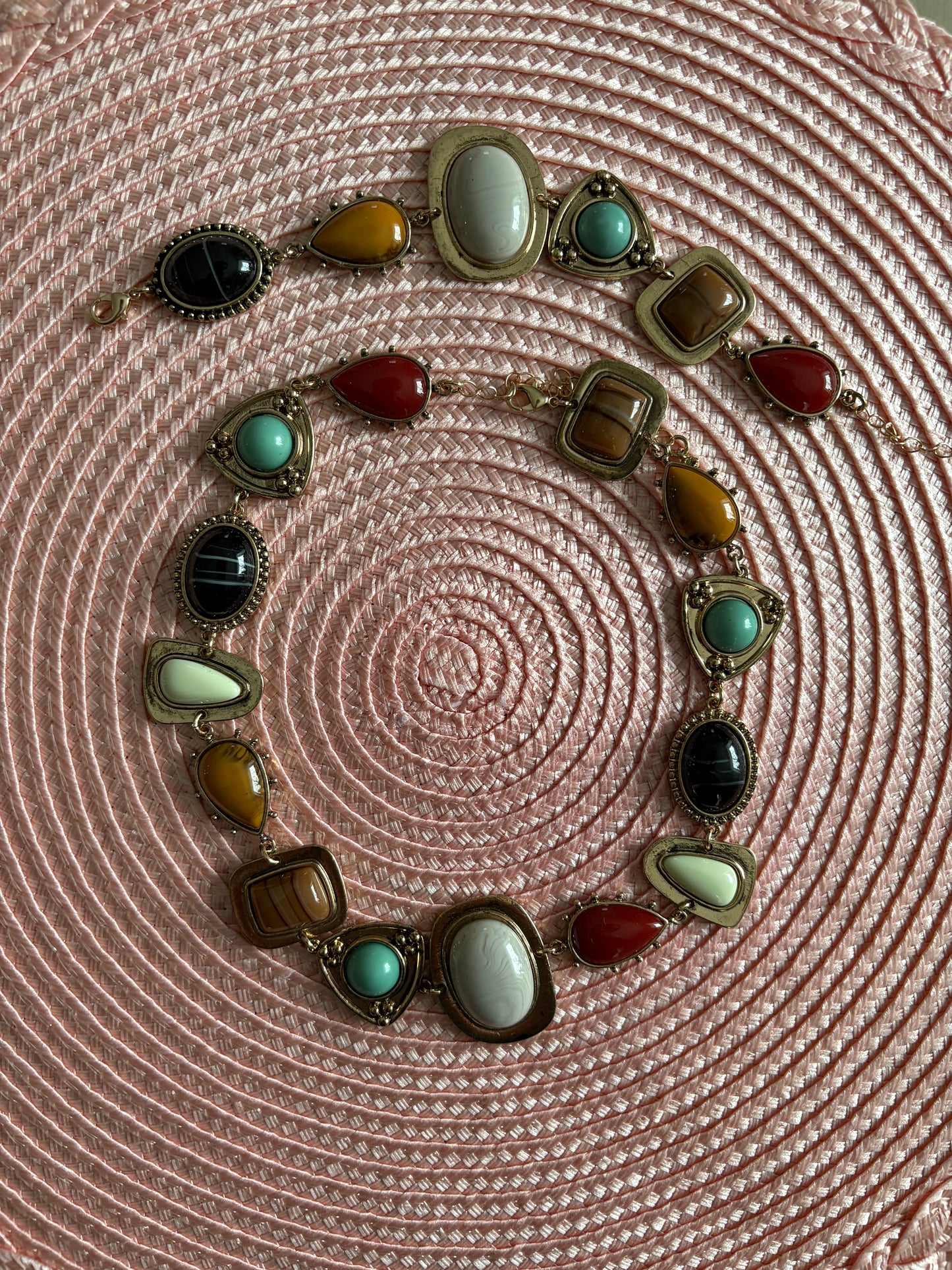 Vintage Bohemian Style Bracelet with Resin Synthetic imitation Gemstones