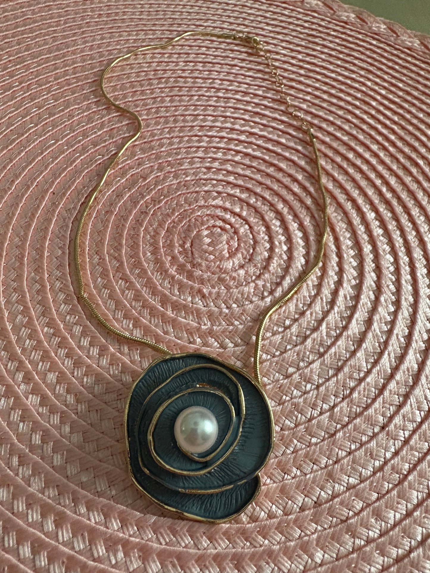 Bohemian Pearl Flower Necklace