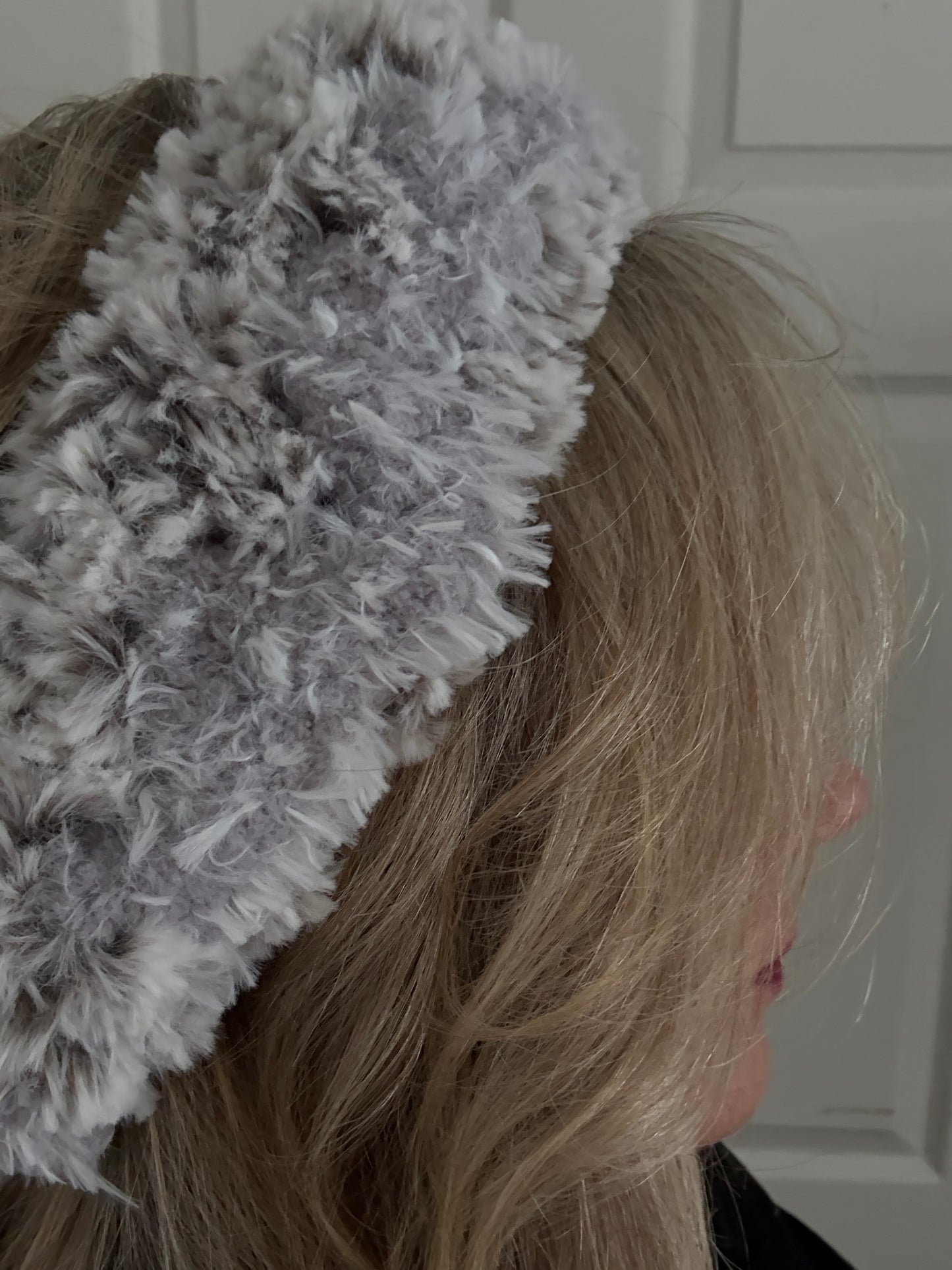 Faux fur neck/head Warmer
